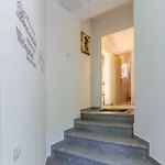 Apartment Mika *