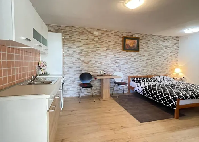 Apartman Mika Póla